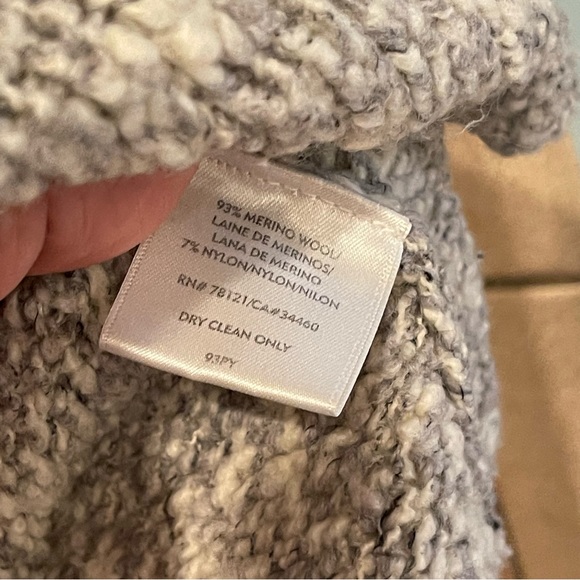 Eileen Fisher Grey Sweater - Size Large - Gently loved. - Picture 5 of 5